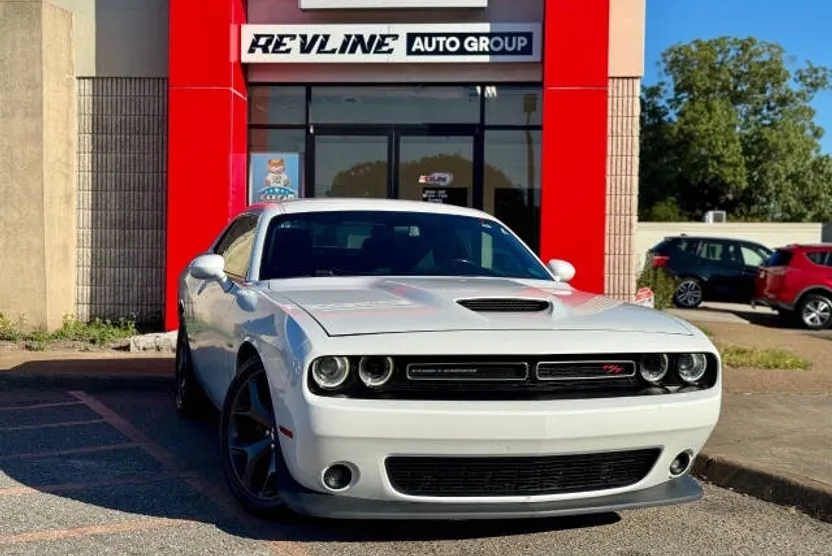 2019 Dodge Challenger R/T photo 1