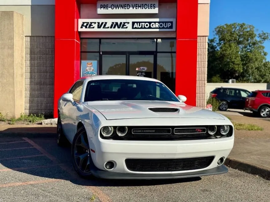 2019 Dodge Challenger R/T photo 1