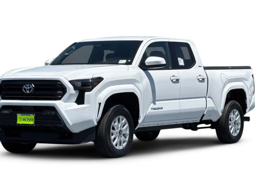 2025 Toyota Tacoma SR5 Double Cab photo 1