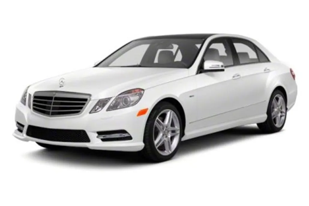 2010 Mercedes Benz E 63 AMG photo 1