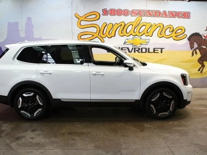2023 Kia Telluride EX photo 1