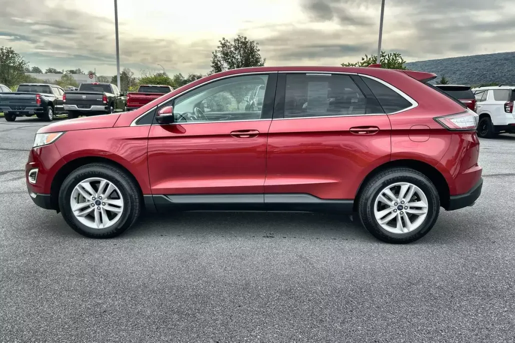 2018 Ford Edge SEL photo 1