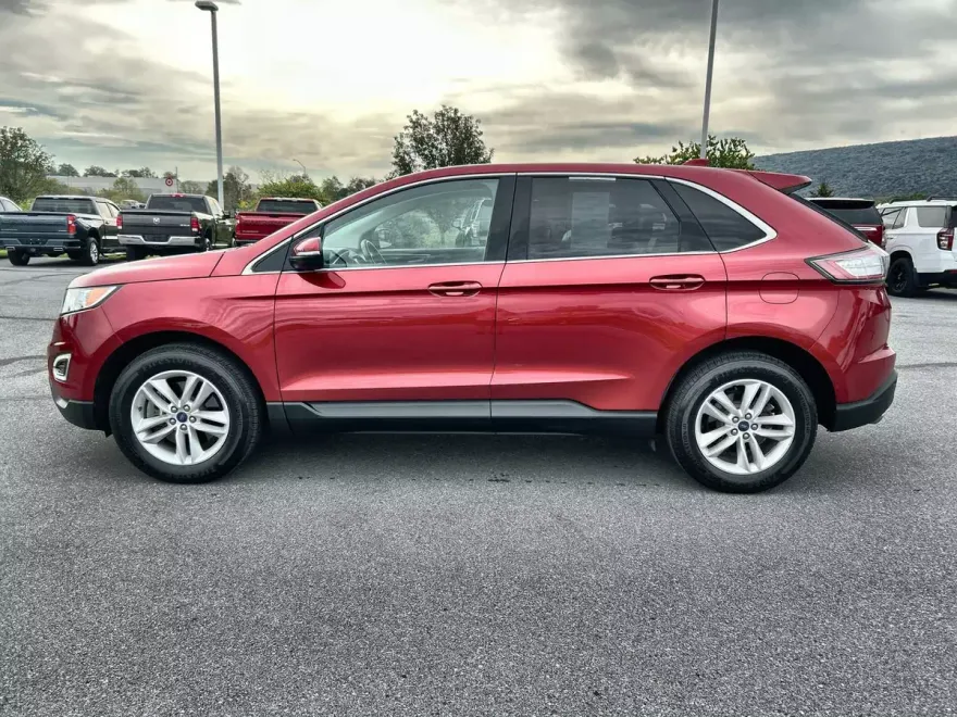 2018 Ford Edge SEL photo 1