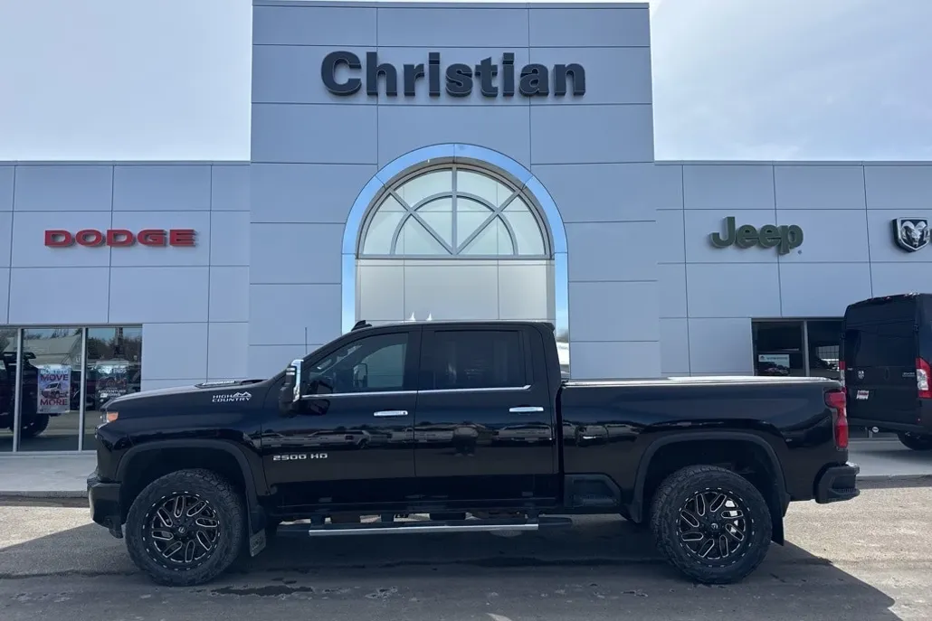 2023 Chevrolet Silverado 2500HD High Country photo 1