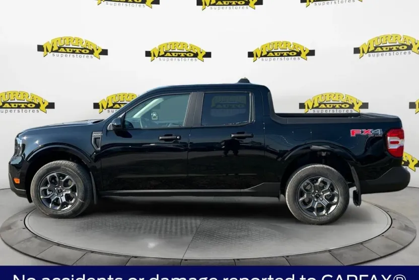 2025 Ford Maverick XLT photo 1