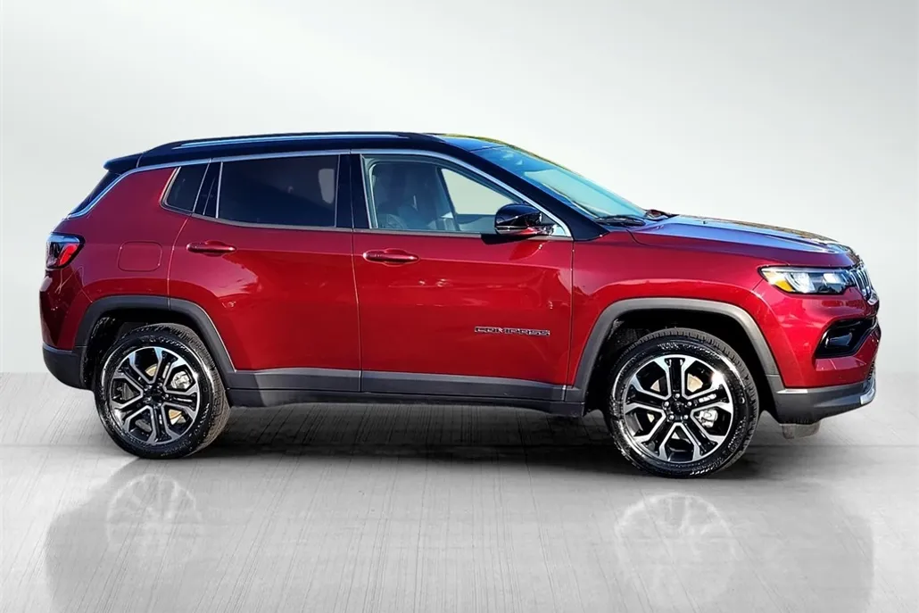 2022 Jeep Compass Limited photo 1