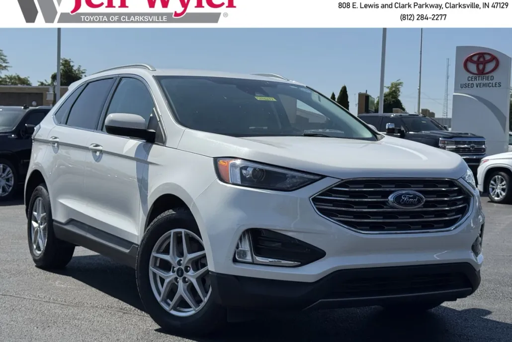 2022 Ford Edge SEL photo 1
