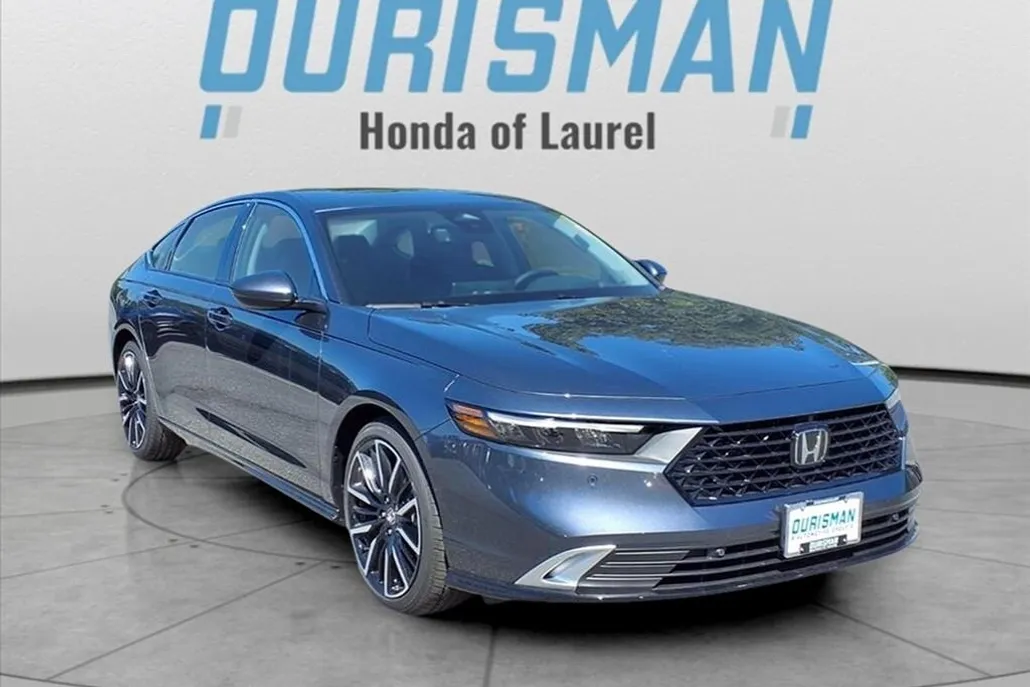2025 Honda Accord Hybrid Touring photo 1