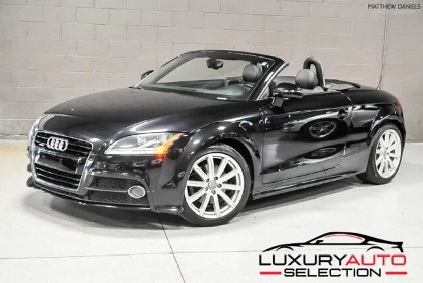 2010 Infiniti G37 Sport Convertible photo 1