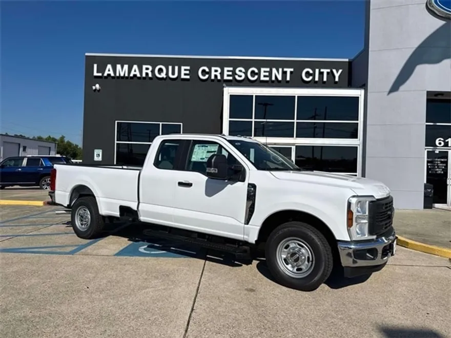 2026 Ford F-250 photo 1