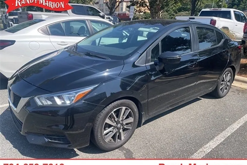 2020 Nissan Versa 1.6 SV photo 1