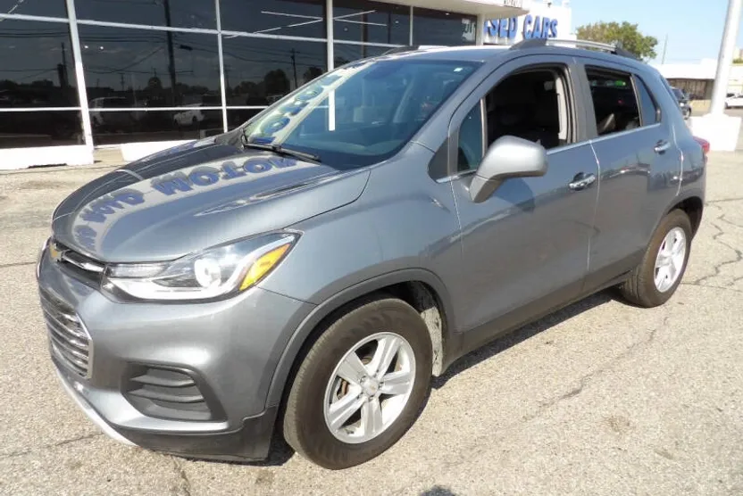 2019 Chevrolet Trax LT photo 1
