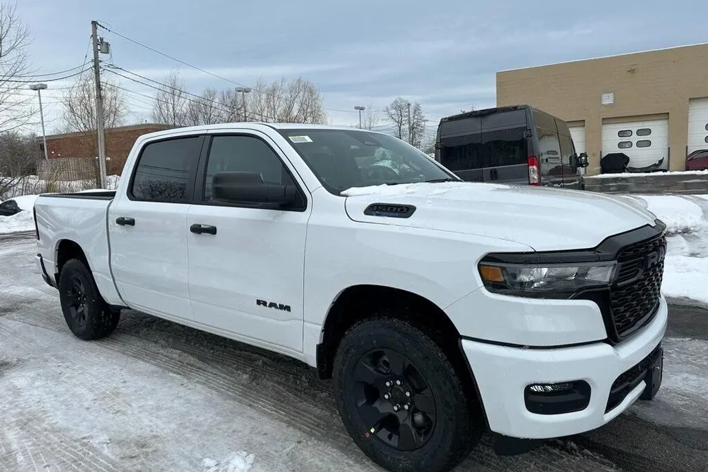 2025 Ram 1500 Tradesman photo 1