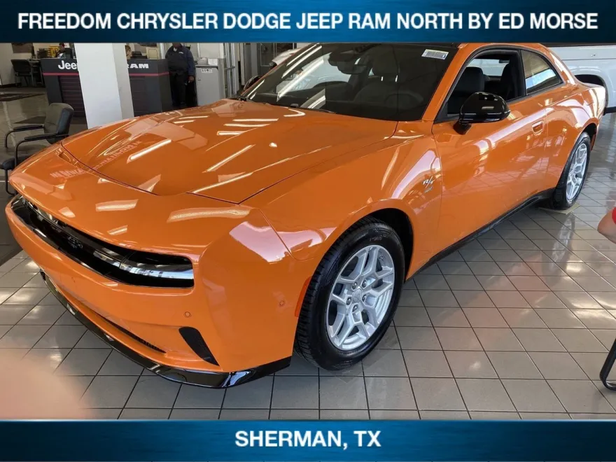 2025 Dodge Charger Daytona R/T AWD photo 1