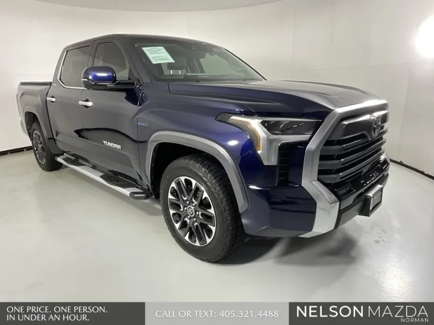 2023 Toyota Tundra Limited CrewMax photo 1