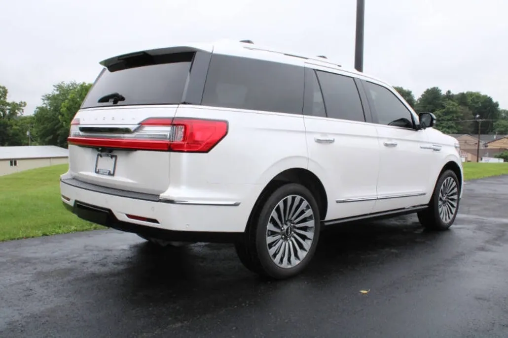 2019 Lincoln Navigator Reserve photo 1