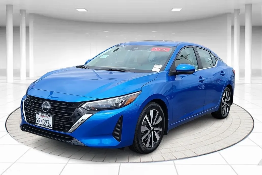 2025 Nissan Sentra SV photo 1