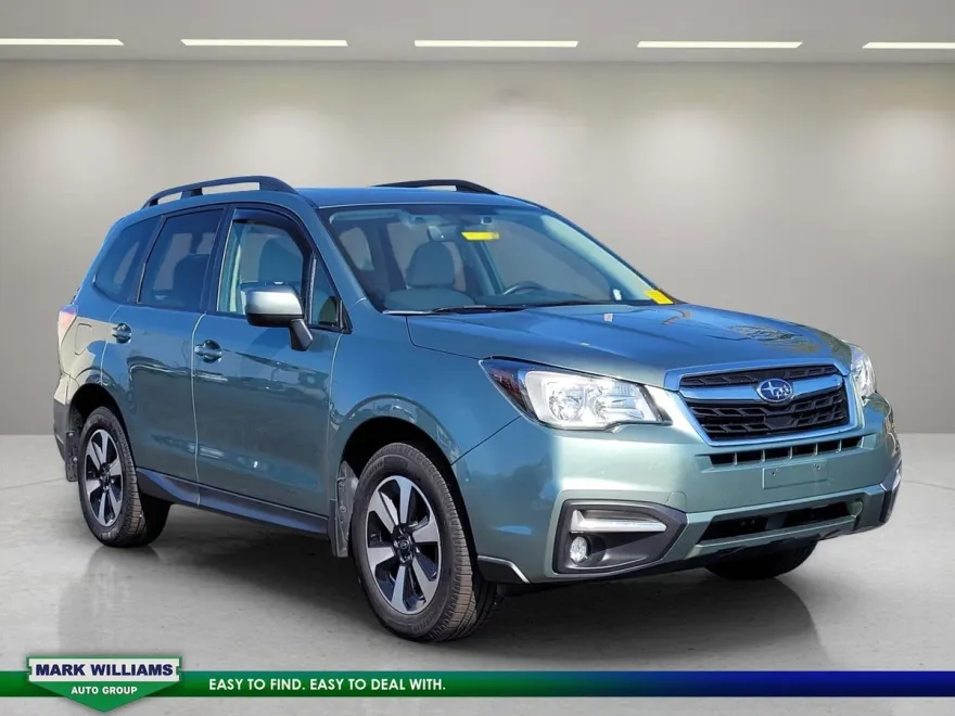 2018 Subaru Forester 2.5i Premium photo 1