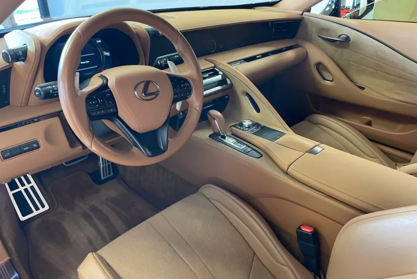 2018 Lexus LC 500 photo 1