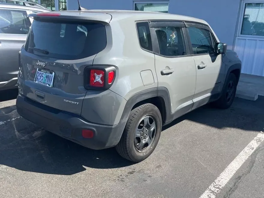 2020 Jeep Renegade Sport photo 1