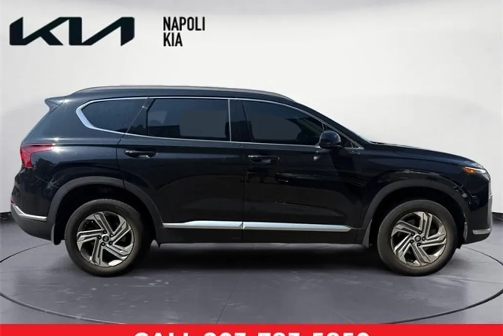 2022 Hyundai Santa Fe SEL photo 1