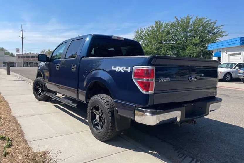 2013 Ford F-150 XLT photo 1