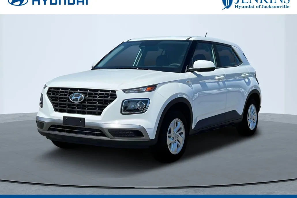 2025 Hyundai Venue SE photo 1