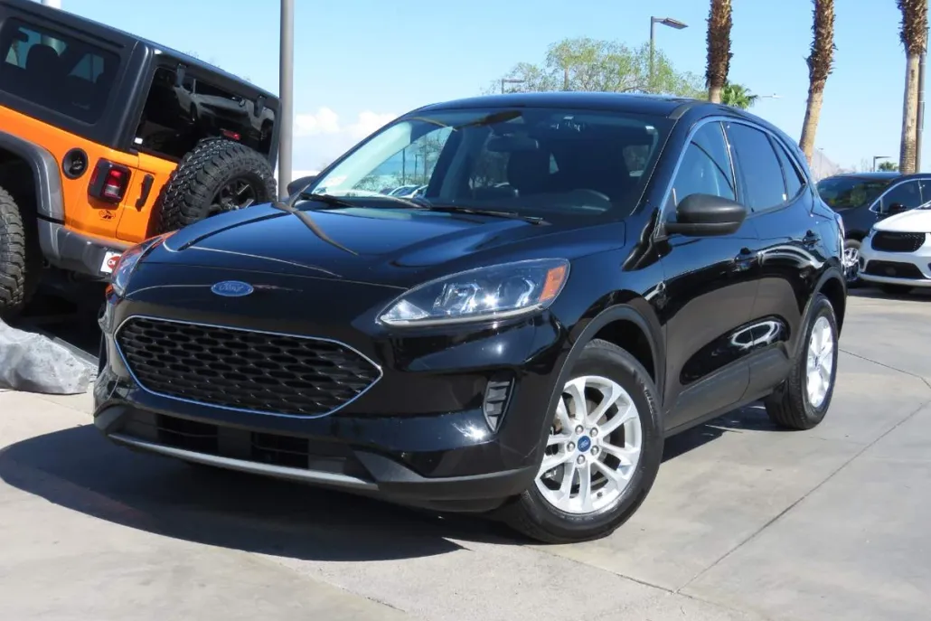 2022 Ford Escape SE photo 1