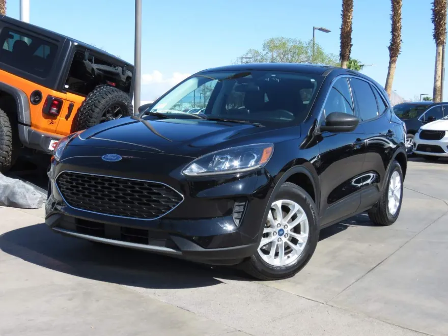 2022 Ford Escape SE photo 1