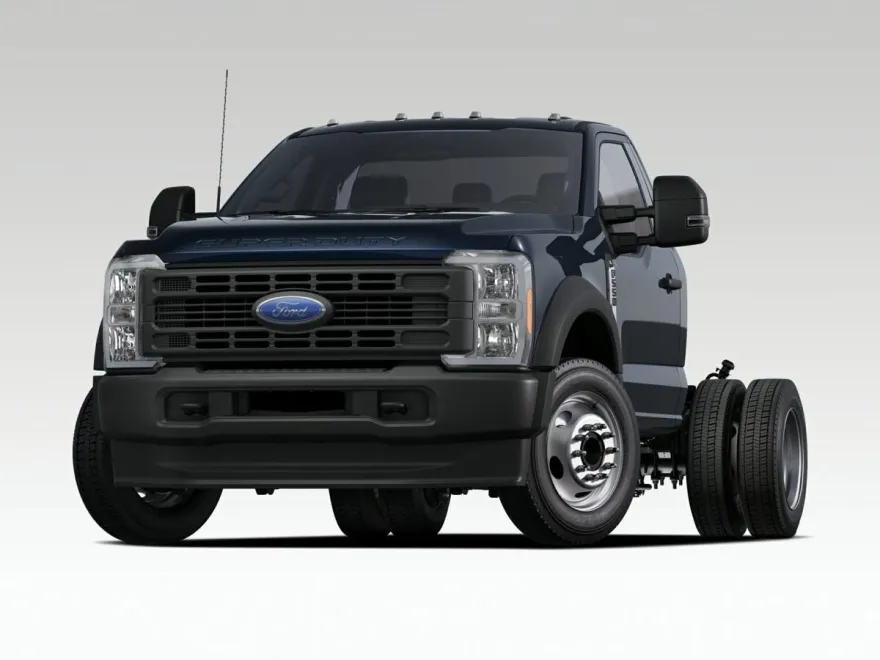 2026 Ford F-550 photo 1