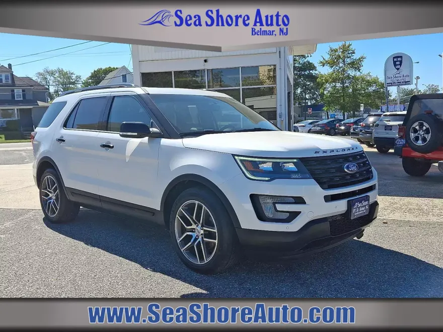 2016 Ford Explorer Sport photo 1
