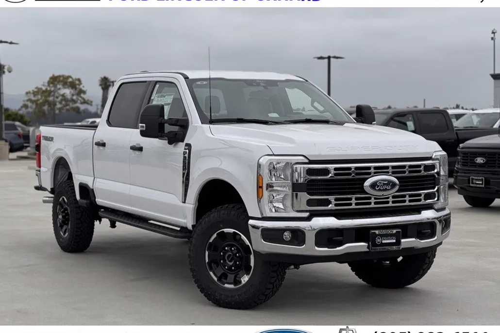 2025 Ford F-350 XLT photo 1