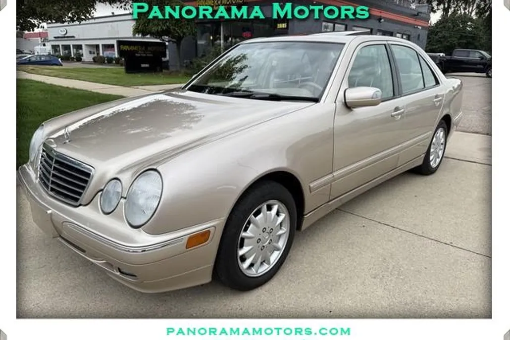 2001 Mercedes Benz E 320 photo 1