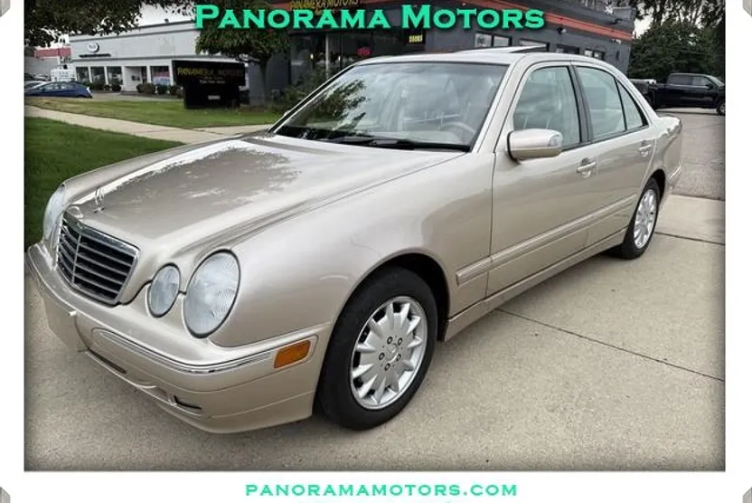 2001 Mercedes Benz E 320 photo 1
