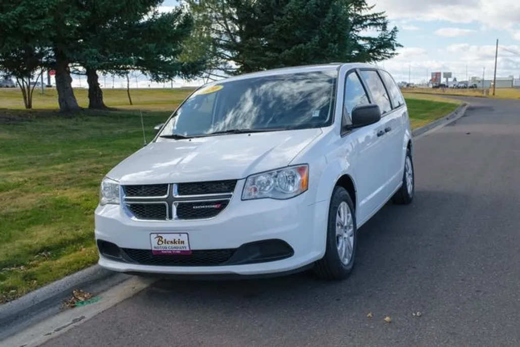 2020 Dodge Grand Caravan SE photo 1