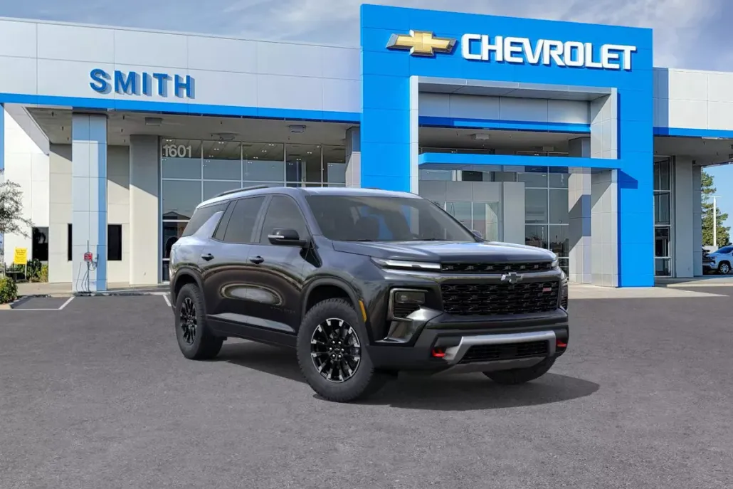 2026 Chevrolet Traverse Z71 photo 1