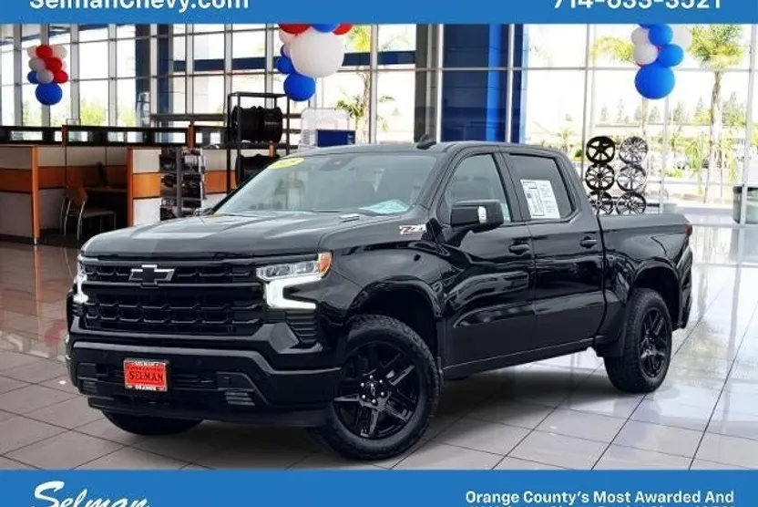 2025 Chevrolet Silverado 1500 RST photo 1