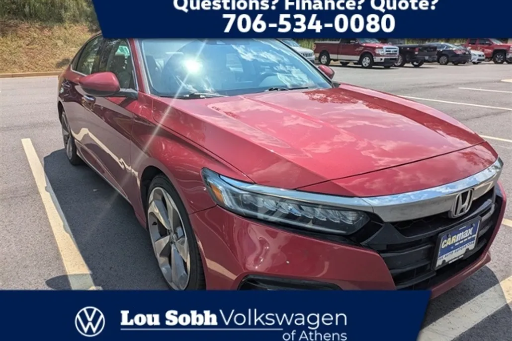 2018 Honda Accord Touring 2.0T photo 1