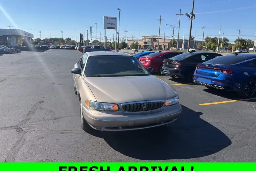 2000 Buick Century Custom photo 1
