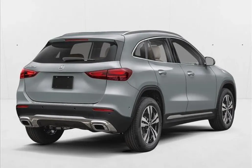 2026 Mercedes Benz GLA 250 photo 1