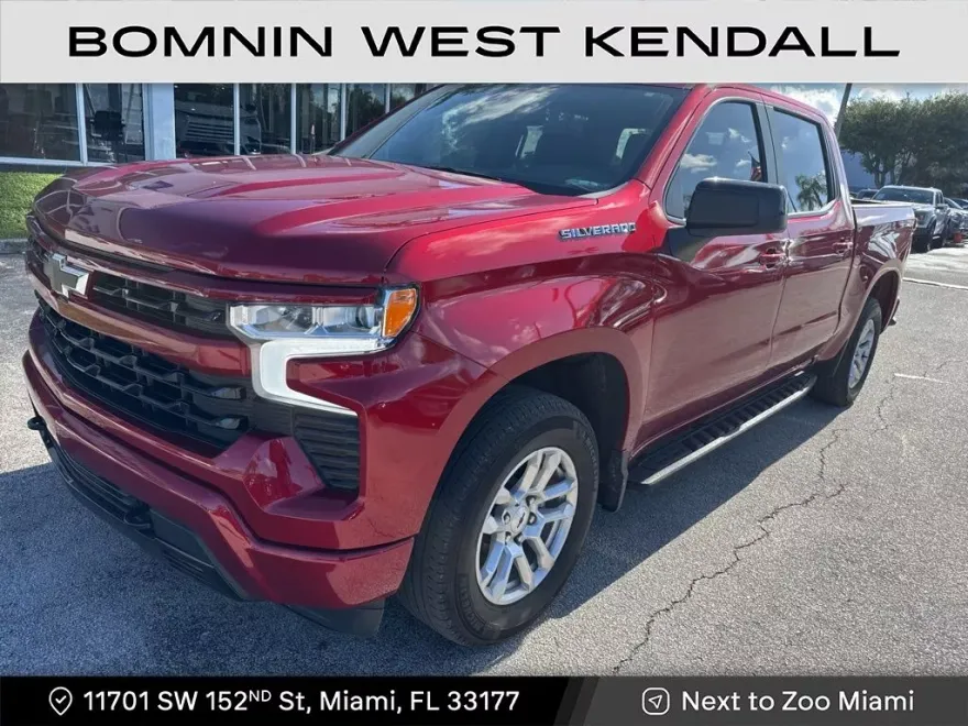 2023 Chevrolet Silverado 1500 RST photo 1