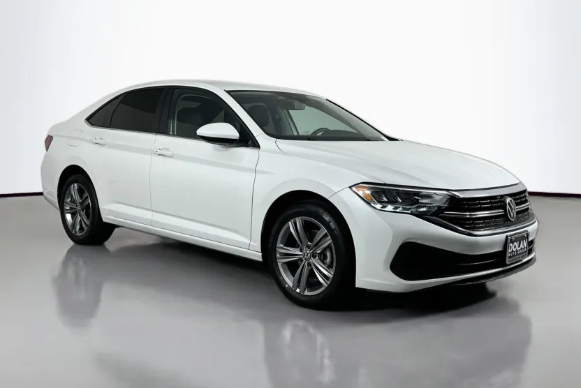2024 Volkswagen Jetta SE photo 1