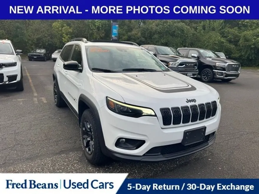 2022 Jeep Cherokee Latitude photo 1