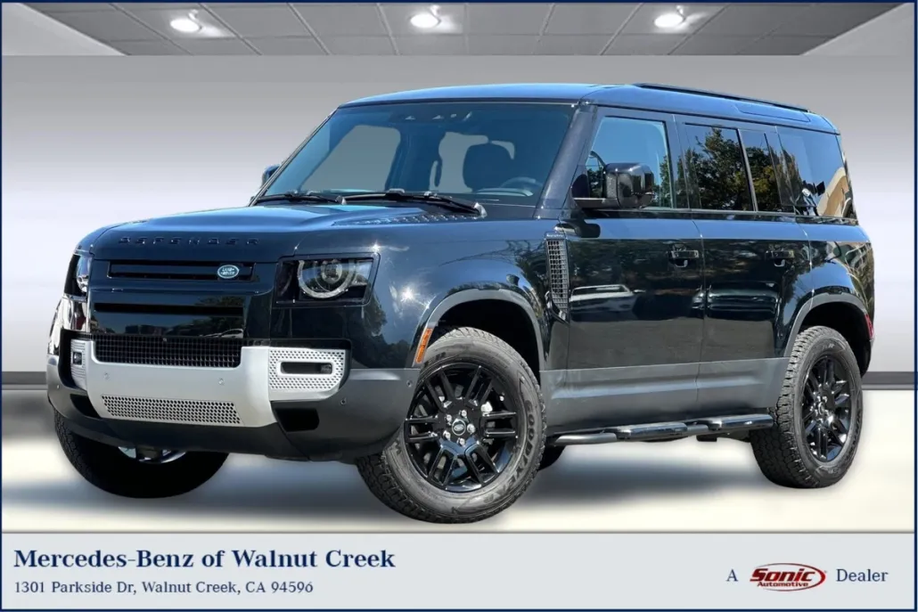 2024 Land Rover Defender 110 S photo 1