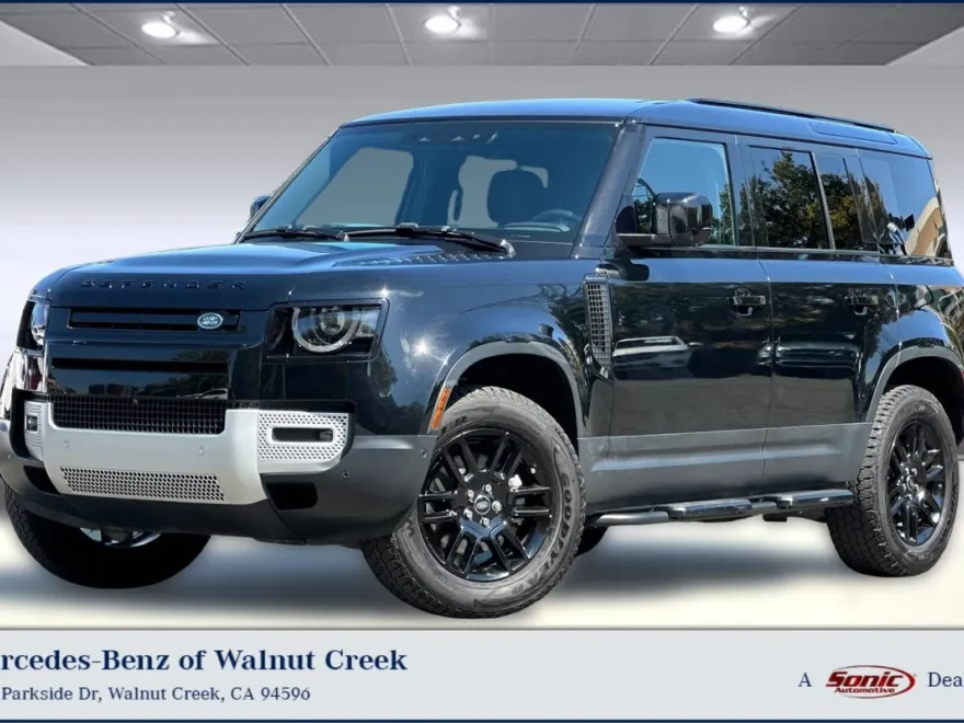2024 Land Rover Defender 110 S photo 1