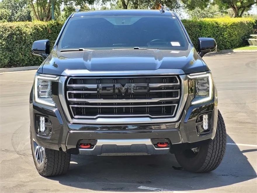 2024 Gmc Yukon XL AT4 photo 1