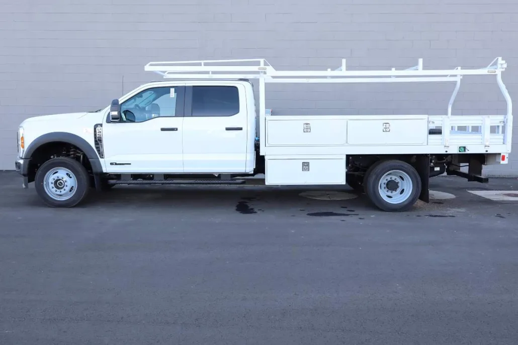 2024 Ford F-450 photo 1