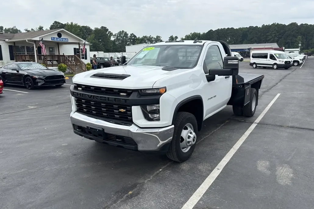 2023 Chevrolet Silverado 3500HD photo 1