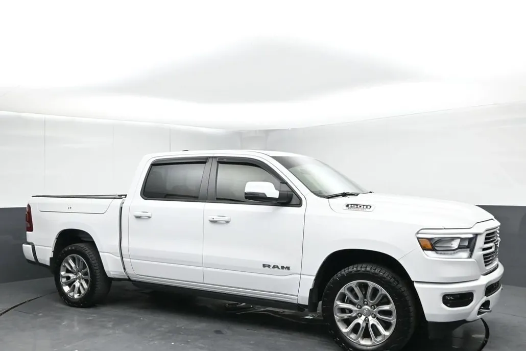 2023 Ram 1500 Laramie photo 1