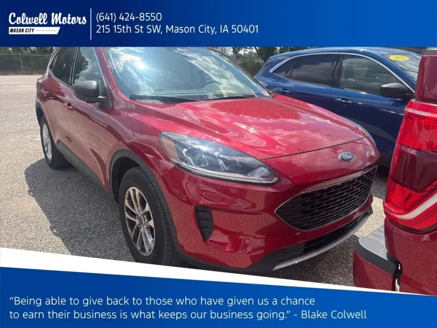 2022 Ford Escape SE photo 1